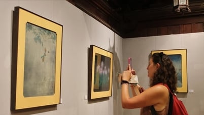 Opening of the exhibition "Five shapes" at the Temple of Literature - Quoc Tu Giam