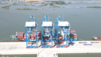 Đón đầu tiềm năng phát triển thương mại, logistics