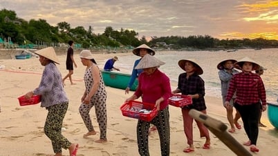 Mưu sinh nơi làng chài