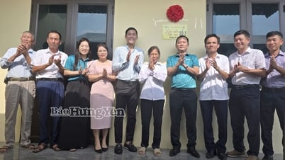 Inauguration and handover of houses to poor households