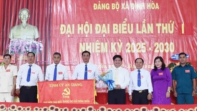 Đồng chí Trương Minh Khiêm giữ chức Bí thư Đảng ủy xã Định Hòa
