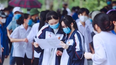Lịch công bố điểm chuẩn đại học 2025 thay đổi phút chót!
