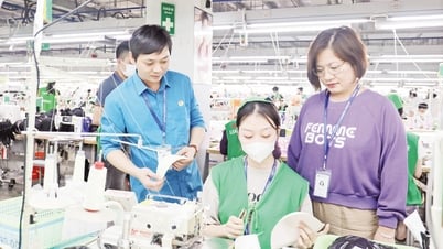 Tăng phúc lợi để giữ chân lao động