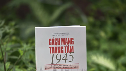 Ra mắt hai ấn phẩm đặc biệt kỷ niệm 80 năm Cách mạng Tháng Tám và Quốc khánh 2/9