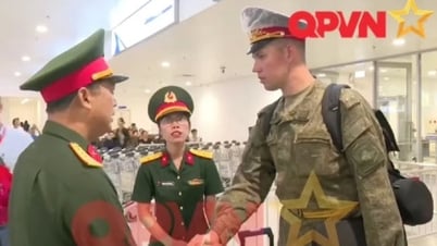 Khối quân nhân Nga đến Việt Nam tham gia diễu binh 2/9
