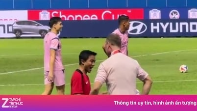 HLV Mano Polking tái ngộ ‘Messi Thái’