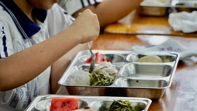 Không để các trường “tự tung tự tác” trong bữa ăn bán trú của học sinh