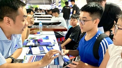 Điểm chuẩn dự kiến các trường Đại học Quốc gia TP.HCM có ngành vọt lên hơn 29,5 điểm