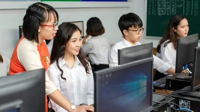 Giáo viên song hành cùng công nghệ