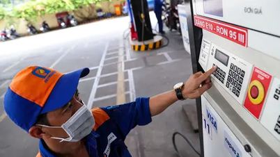 Giá xăng dầu hôm nay 20/8: Xăng trong nước đổi chiều tăng?
