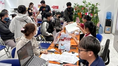 Bất ngờ với thí sinh đăng ký hơn 230 nguyện vọng, chọn trường khắp cả nước