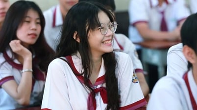 Để giáo viên, học sinh không quá lệ thuộc vào sách giáo khoa