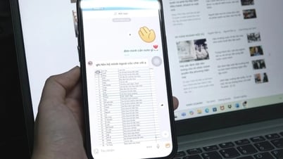Vụ khách bắt shipper ghi tên lên 30 cốc chè: Shipper bị ngừng hợp tác