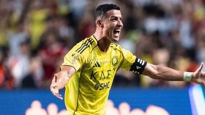 C.Ronaldo gây tranh cãi ở bàn thắng giúp Al Nassr vào chung kết