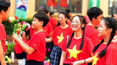 Hà Nội cho học sinh nội thành nghỉ học trong 3 ngày hợp luyện, sơ duyệt, tổng duyệt A80