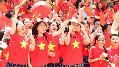 Học sinh những trường nào ở Hà Nội được nghỉ trong các ngày chuẩn bị diễu binh?