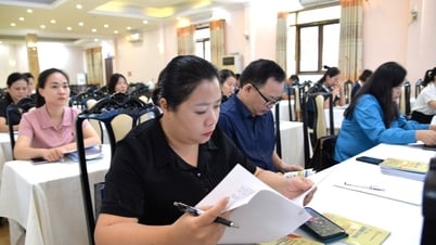 Đưa luật đến người lao động
