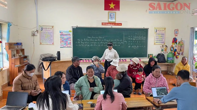 Đưa đoàn lưu động đến gần nhà để giải quyết thủ tục hành chính cho người dân
