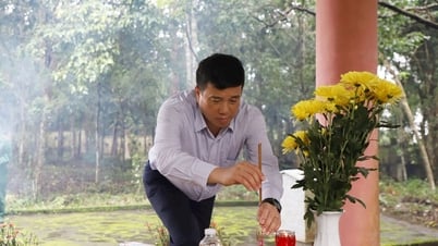 Lãnh đạo tỉnh Lâm Đồng dâng hương tưởng niệm các Anh hùng liệt sĩ tại xã Quảng Trực