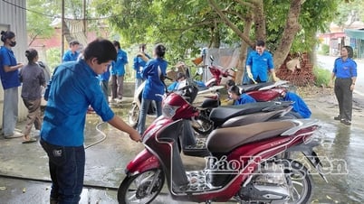 ティエンラコミューン青年連合「洗車募金活動 - 子どもたちの学校通学を支援」