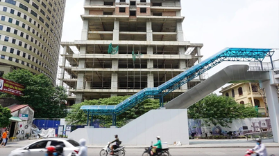 Giá nhà đất 'đu đỉnh' bất chấp áp lực đáo hạn trái phiếu