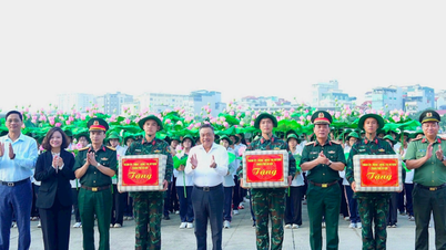 Hanoi offre des boissons et des gâteaux gratuits aux spectateurs du défilé du 2 septembre