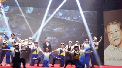 Chương trình thơ “Trần Nhuận Minh - Giọt phù sa vạn dặm”
