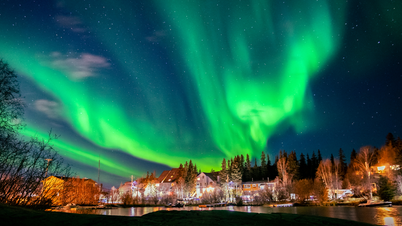 Ngắm cực quang ở Yukon: Hành trình săn tìm dải sáng huyền ảo tại miền Bắc Canada