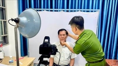 Đặc khu Phú Quý cơ bản hoàn thành đổi thẻ đảng viên