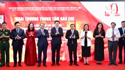 Triển lãm thành tựu Đất nước: Sống lại những khoảnh khắc lịch sử, hiểu sâu hơn về giá trị của độc lập tự do, khát vọng và ý chí của Việt Nam