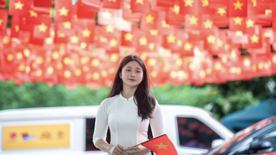 Cảnh tượng chưa từng thấy ở Thủ đô Hà Nội khiến tim mỗi người đều rưng rưng