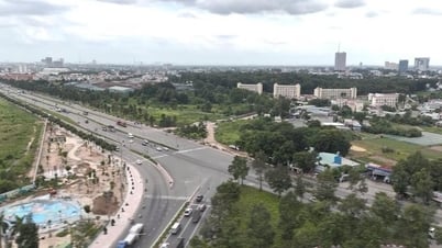 Sáp nhập tạo sóng, đất ven hóa vàng