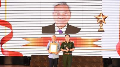 Trao giải Cuộc thi sáng tác thơ, ca khúc về ngành cơ yếu Việt Nam