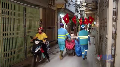 Hà Nội thí điểm cơ giới hóa xe thu gom rác trong ngõ hẹp