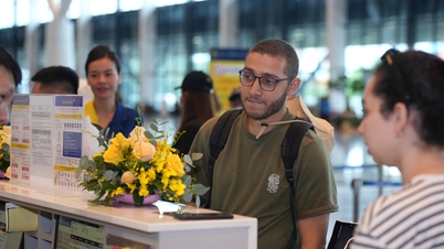 С переездом авиакомпании Vietravel Airlines в терминал 3 в старом терминале Таншоннят осталась только одна авиакомпания.