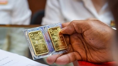 Giá vàng ngày 22/8: Vàng miếng SJC neo tại mức đỉnh, 125,4 triệu đồng/lượng