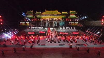 រំលឹកពេលវេលាប្រវត្តិសាស្ត្រតាមរយៈស្ពានទូរទស្សន៍ "ឱកាសមាស"