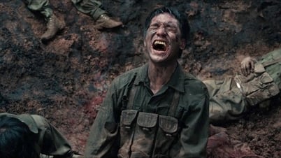'Mưa đỏ' - Bản hùng ca của ký ức và tri ân