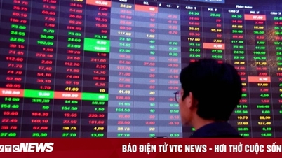 VN-Index mất 42 điểm, thị trường chìm trong sắc đỏ