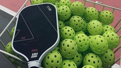 Pickleball là gì? Luật chơi, dụng cụ, kỹ thuật cơ bản và lợi ích sức khỏe
