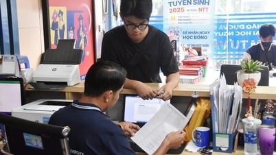 Tăng lọc ảo trong tuyển sinh đại học: Thí sinh căng thẳng chờ điểm chuẩn