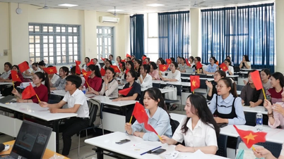 Surprised with the industry with the highest benchmark score at Danang University