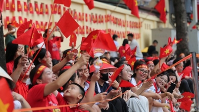 Chuẩn bị chi tiết, gợi ý các tuyến phố xem Tổng hợp luyện diễu binh, diễu hành lần A80 lần 2