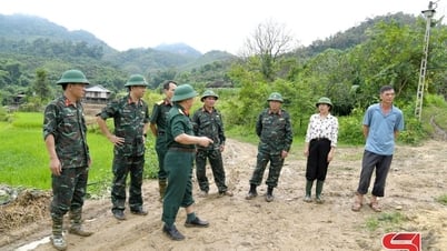 Đẩy nhanh tiến độ thi công nhà ở cho nhân dân vùng lũ