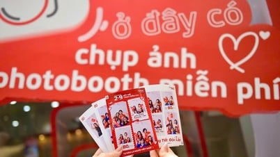 យុវជនទីក្រុងហាណូយ ចូលមើល Photobooth ដោយឥតគិតថ្លៃនៅហាង Viettel