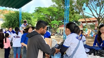 Ngày hội "Áo trắng đến trường" lần thứ 10 mang niềm vui tới trẻ em vùng cao Lâm Đồng