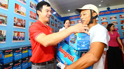 Los pescadores de Quang Ninh iluminan el mar para motivar a la industria pesquera