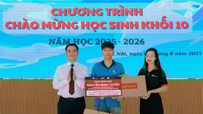 สนับสนุนฤดูกาลเปิดเทอมให้กับนักเรียนที่ด้อยโอกาส