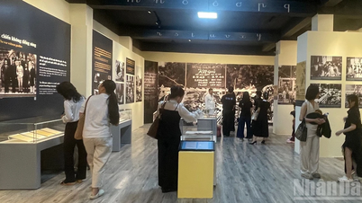 Die Bewegung der „Volksbildung“ in den Erinnerungen lebender Zeitzeugen