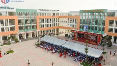 Der 5. September, der Beginn des Schuljahres 2025–2026, ist mit dem 80. Jahrestag der Gründung des Ministeriums für Nationale Bildung verbunden.